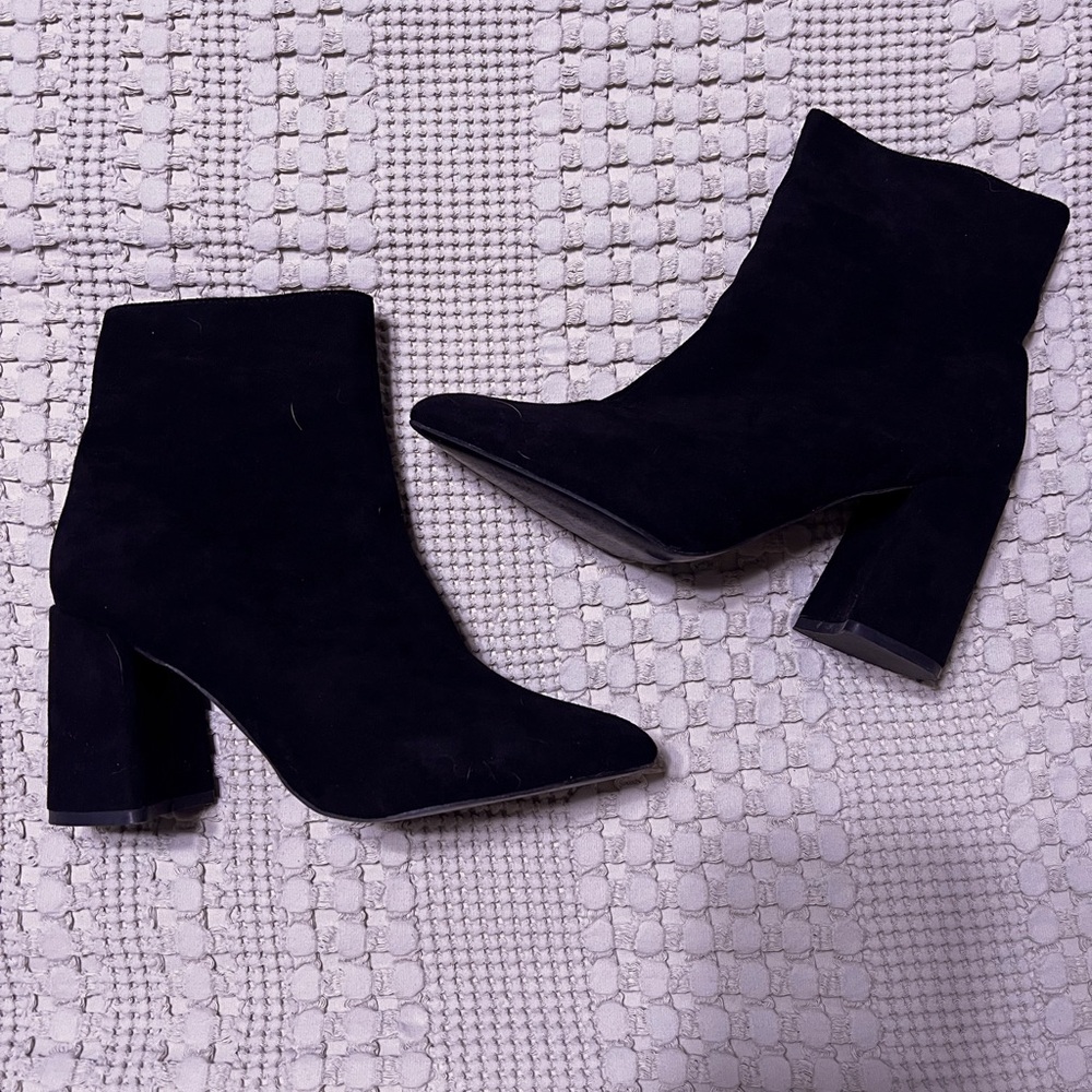 Boohoo Black Ankle Bootie